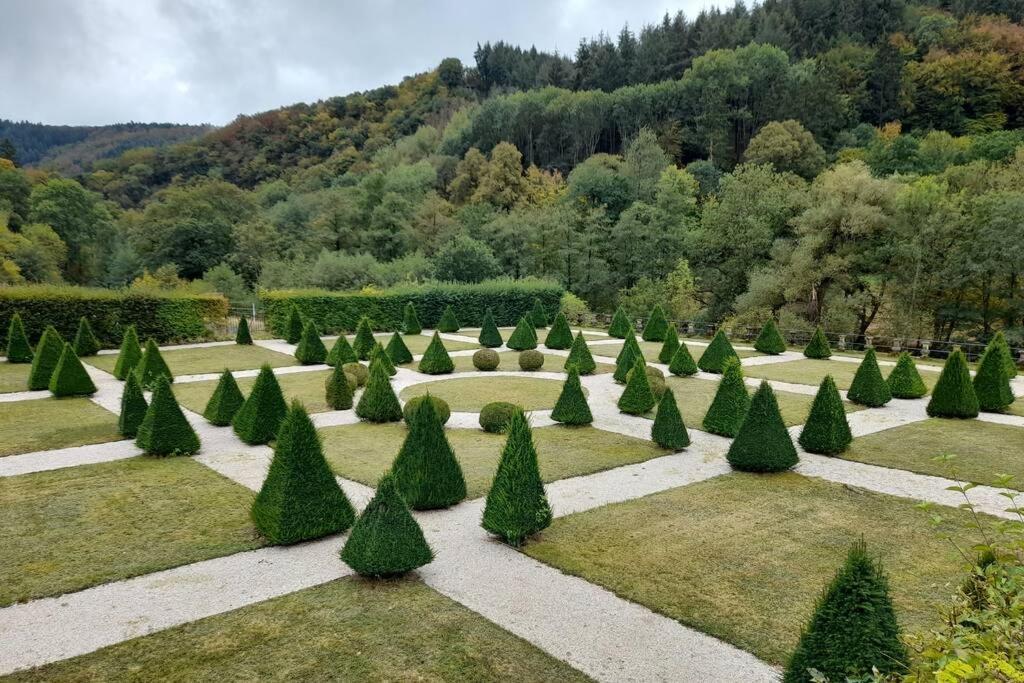 Hinter Burg, Haus Mit Garten Майен Экстерьер фото